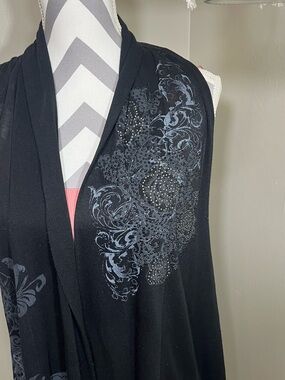 Y2K Paris Paris Size Small Black Knit Grey Roses Bedazzled Waterfall Lace Vest